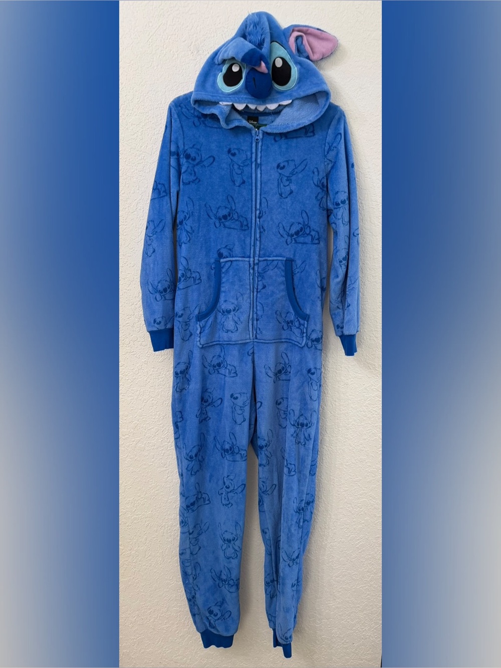 Disney’s Lilo and Stitch Adult Stitch Onesie Pajama Costume Size M